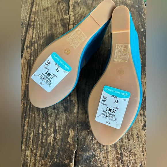 DOLCE VITA Blue Suede 5 inch Platform Wedge Sandals Brand New Summer 9.5 - Picture 4 of 4